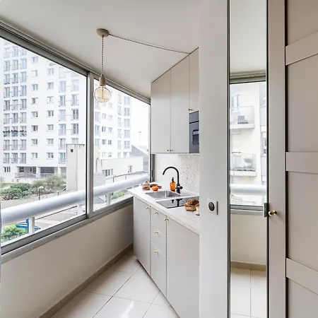- Mall - Duke Housing Apartment Creteil