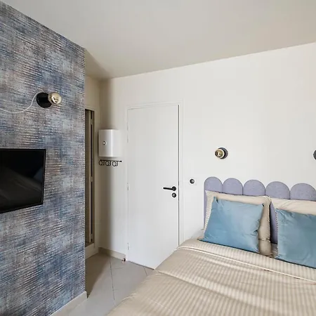 - Mall - Duke Housing * Creteil